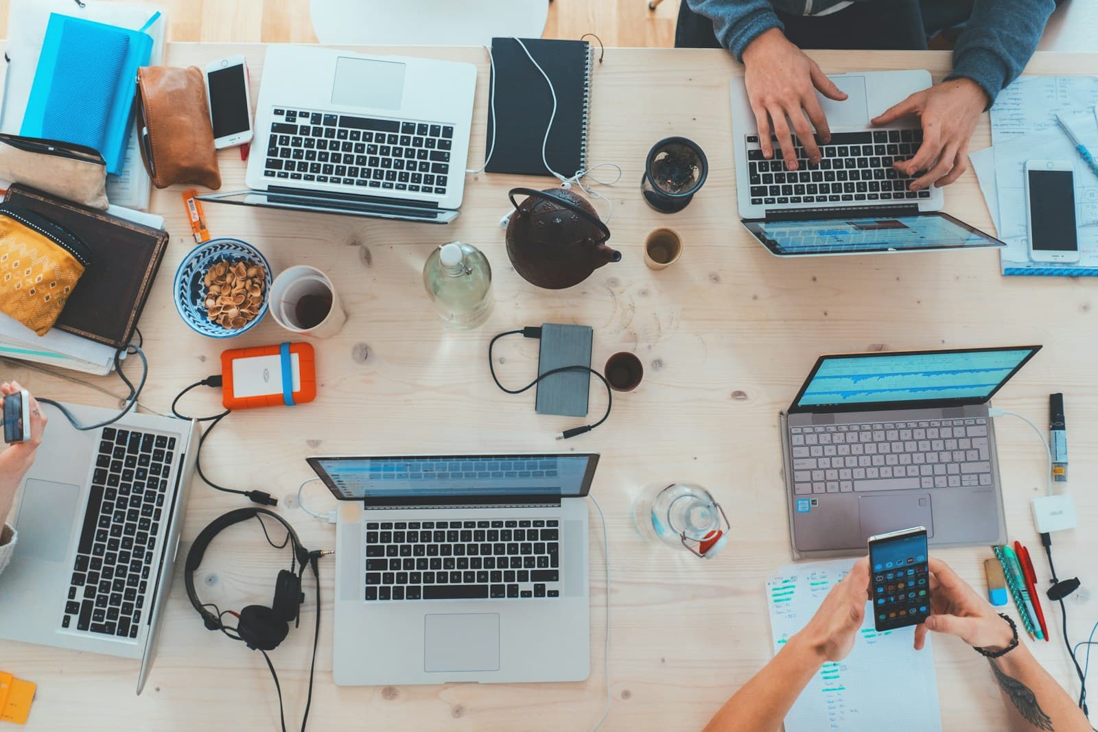 When to Use REST, WebSockets, SSE, and gRPC